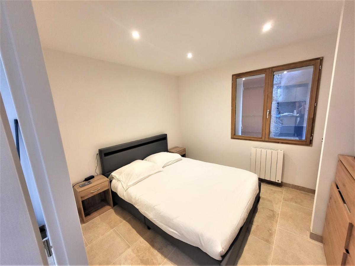 T2 Rdc Neuf/Wifi/Centre Village Castellane Bagian luar foto